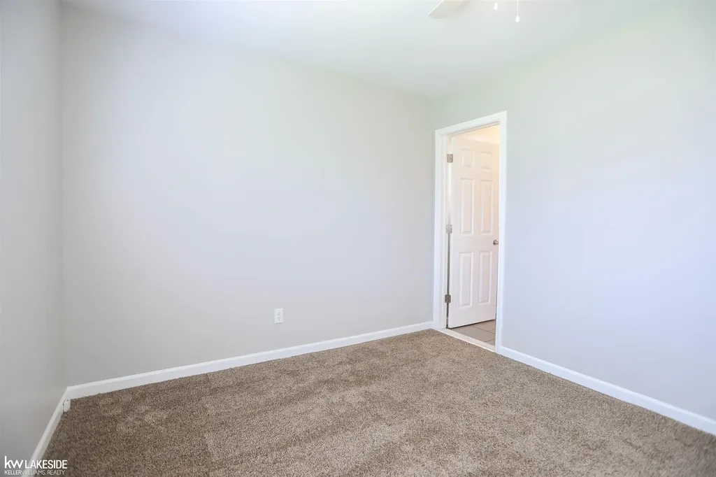 20432 Nicke Street Clinton Charter Township MI 48035