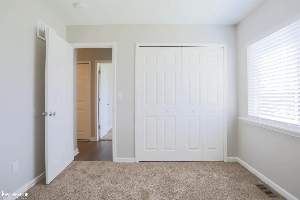 20432 Nicke Street Clinton Charter Township MI 48035