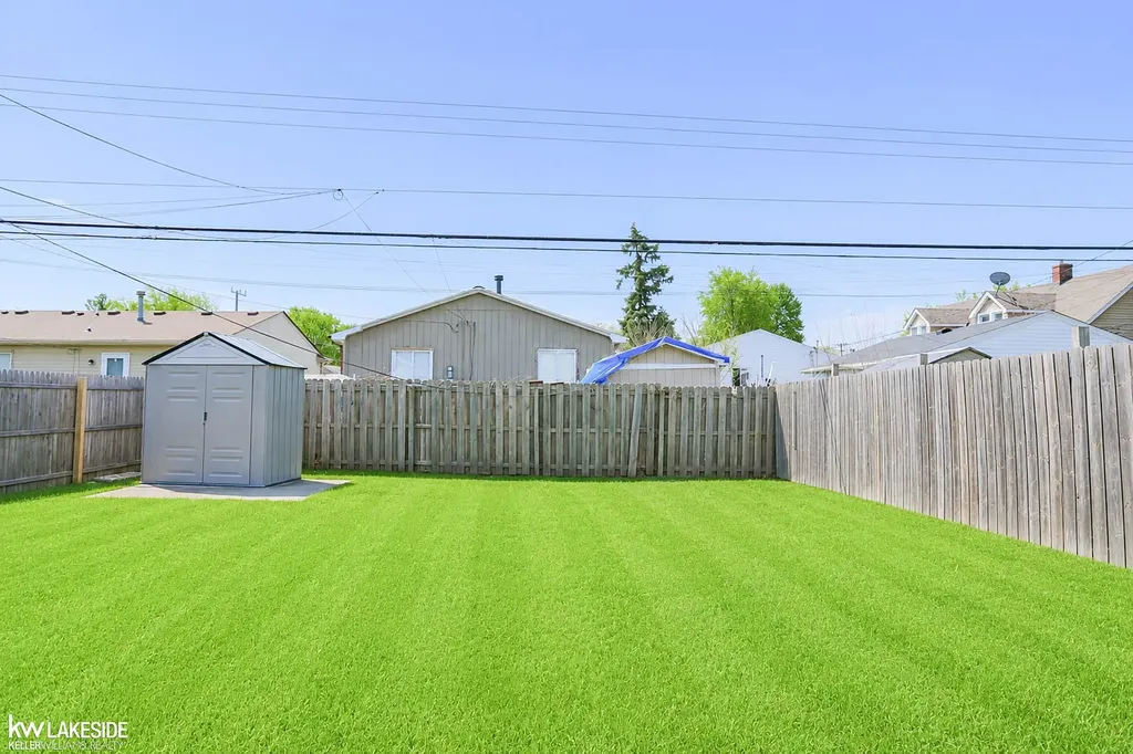 20432 Nicke Street Clinton Charter Township MI 48035