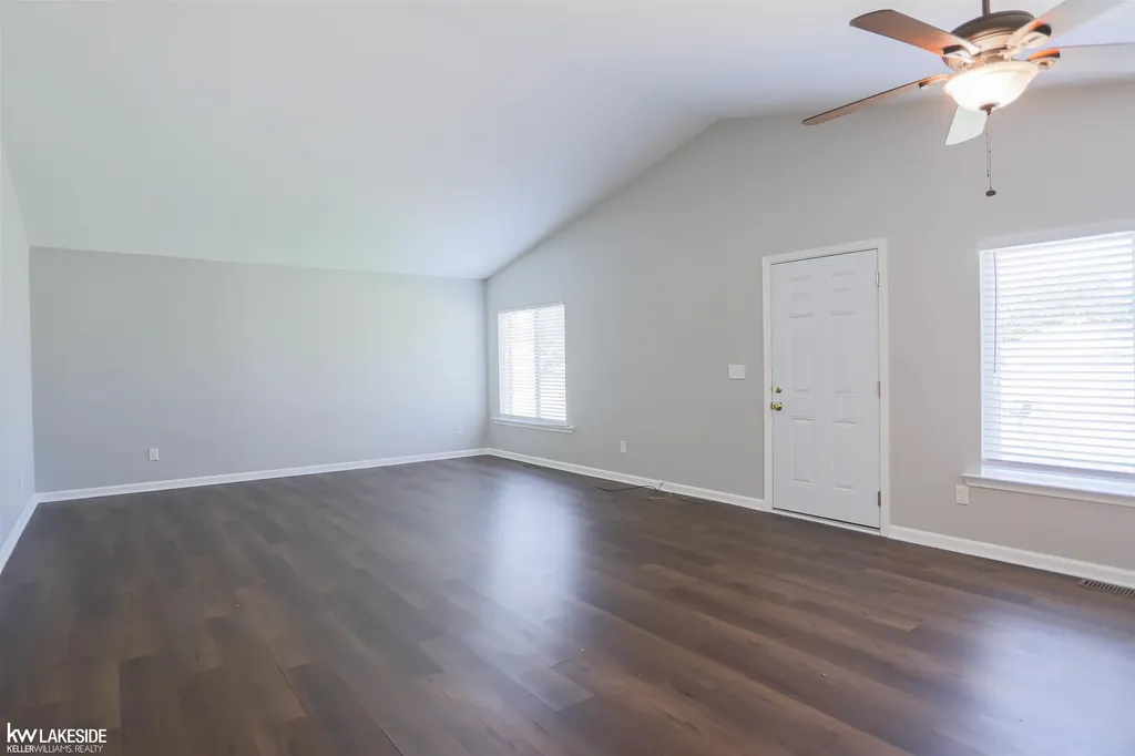 20432 Nicke Street Clinton Charter Township MI 48035