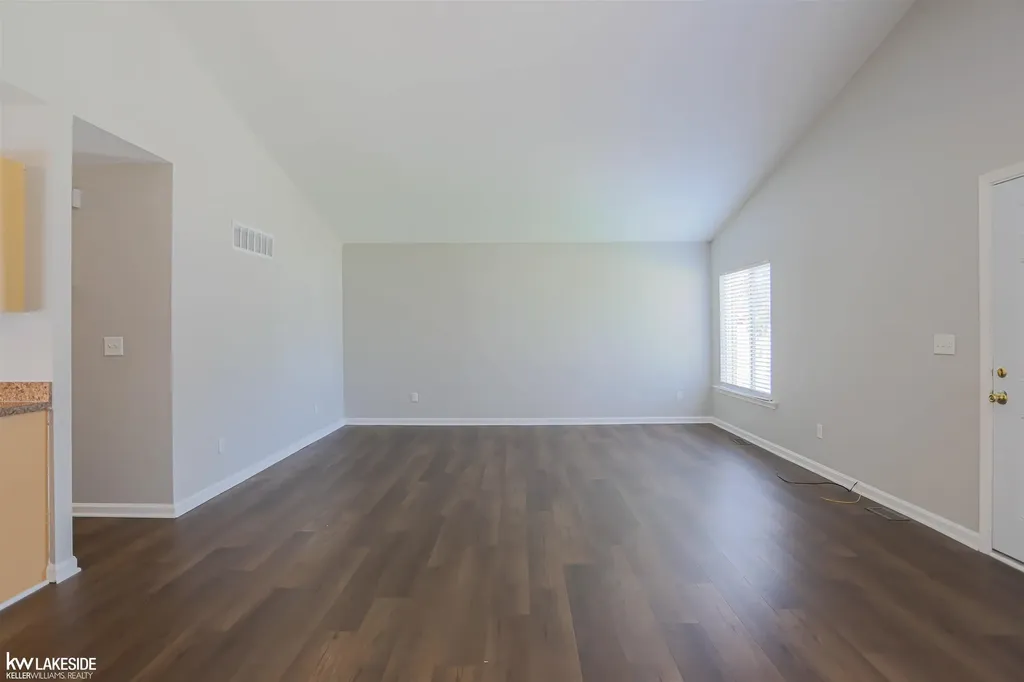 20432 Nicke Street Clinton Charter Township MI 48035