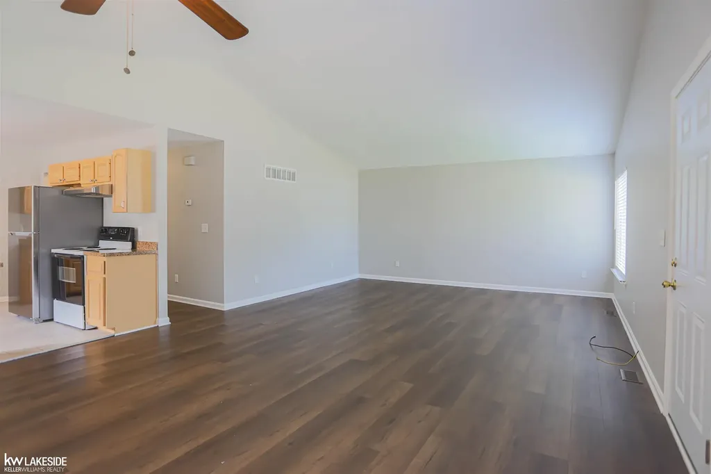 20432 Nicke Street Clinton Charter Township MI 48035