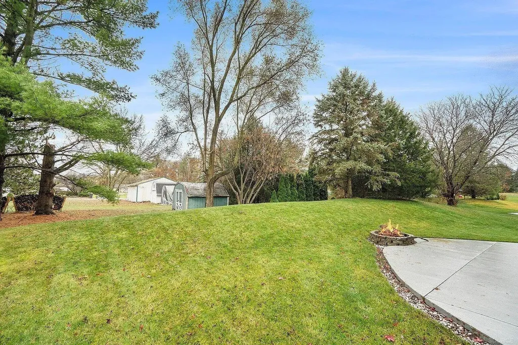 6231 Stable Glen Court Texas Charter Township MI 49009