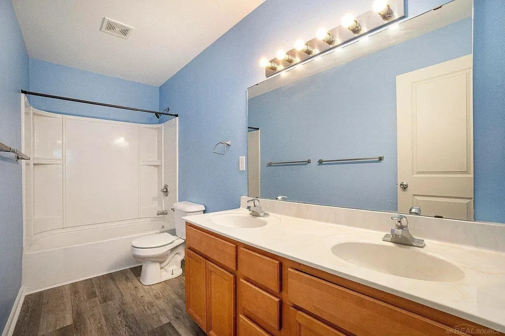 6231 Stable Glen Court Texas Charter Township MI 49009