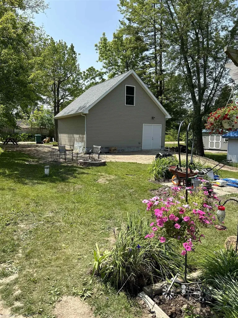 7338 Southwood Street Worth Township MI 48450