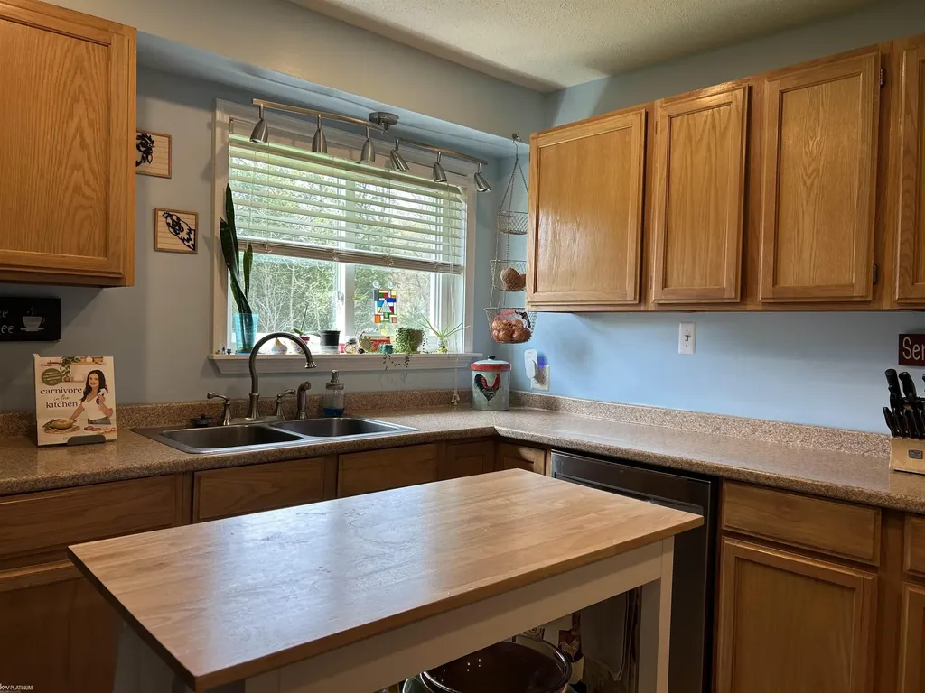 7338 Southwood Street Worth Township MI 48450
