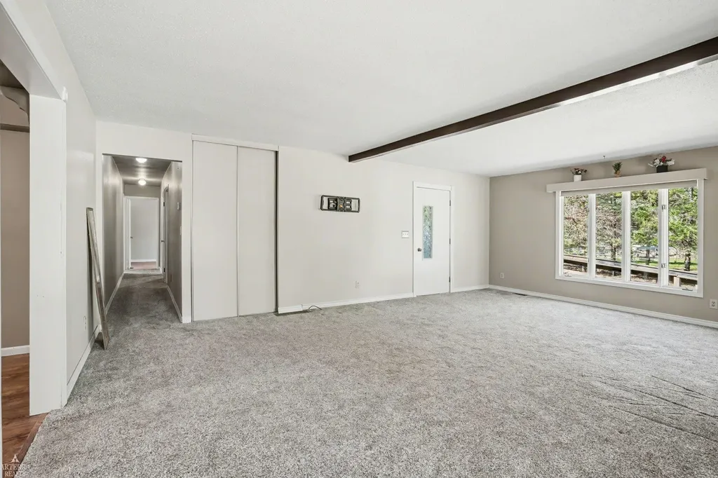 1592 Oakwood Drive Sage Township MI 48624