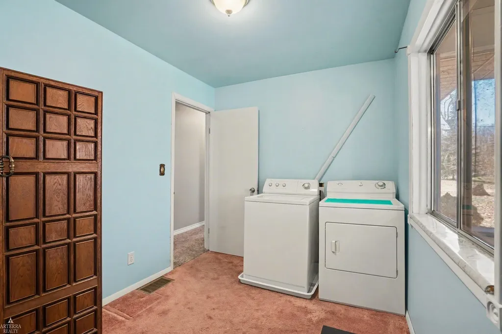 1592 Oakwood Drive Sage Township MI 48624