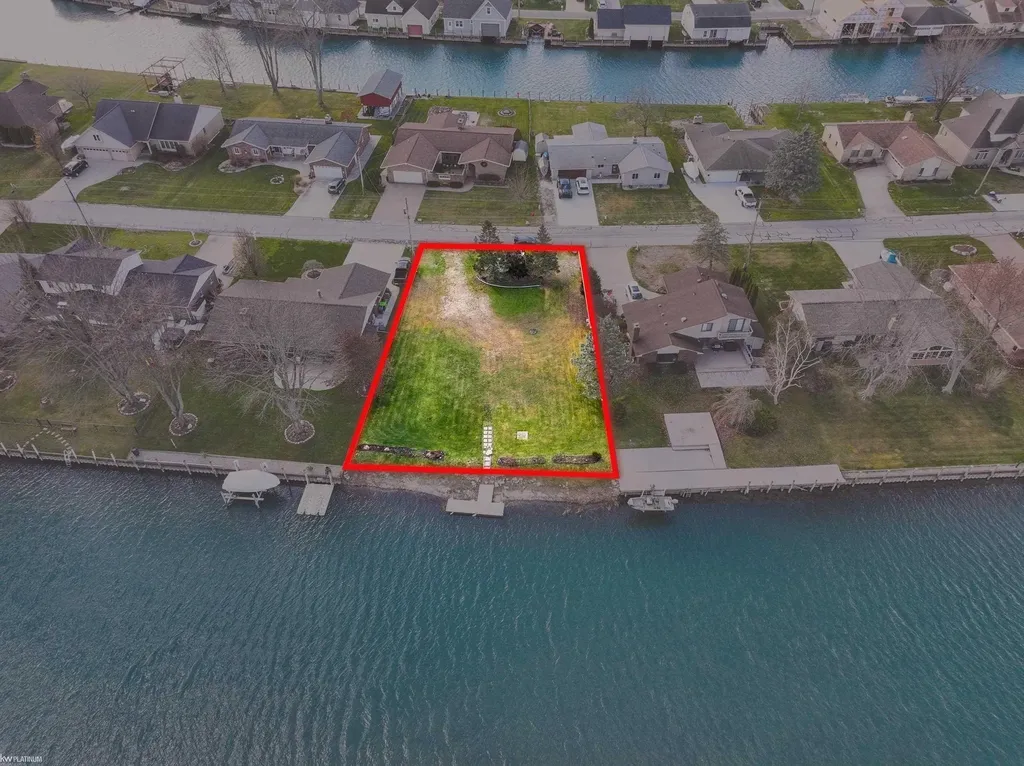 7294 Flamingo Street Clay Township MI 48001