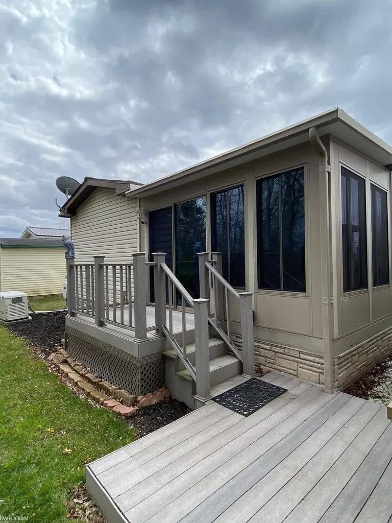 1792 Meadowlark Lane Kimball Township MI 48074