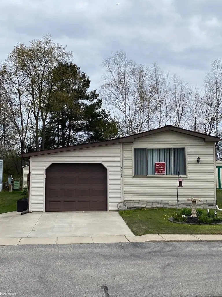 1792 Meadowlark Lane Kimball Township MI 48074