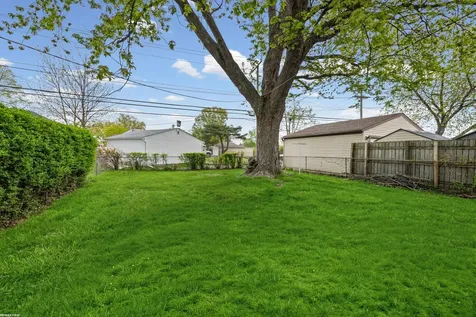 31720 Saint Margaret Street St. Clair Shores City MI 48082