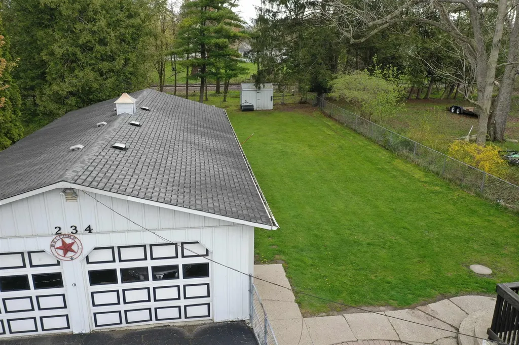 234 N Howard Avenue Croswell City MI 48022
