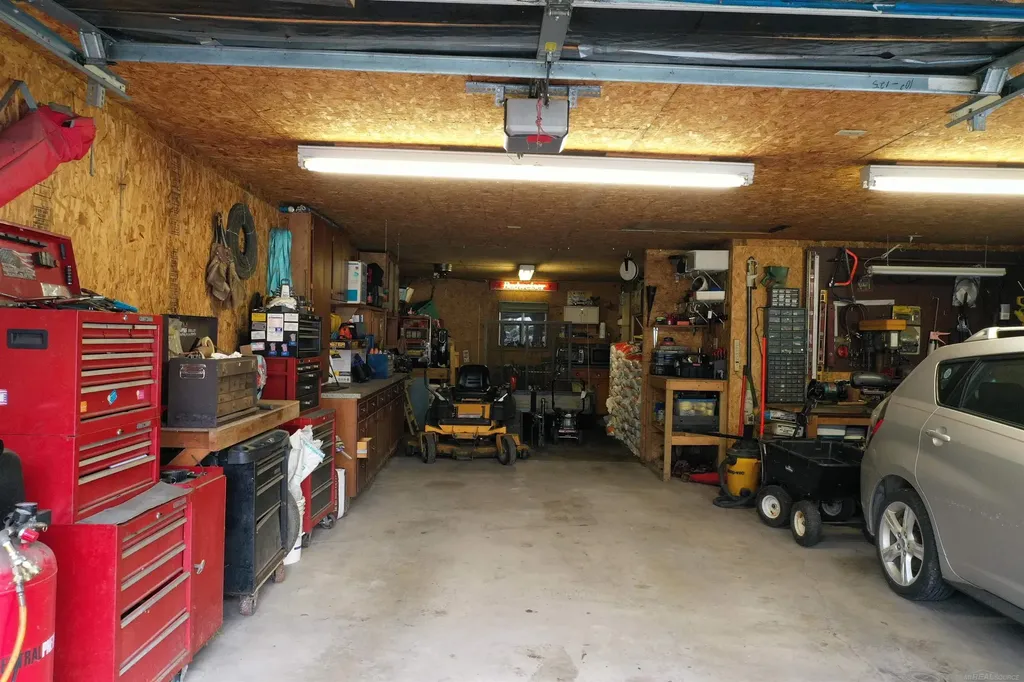 234 N Howard Avenue Croswell City MI 48022