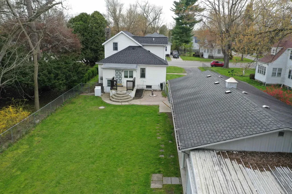 234 N Howard Avenue Croswell City MI 48022