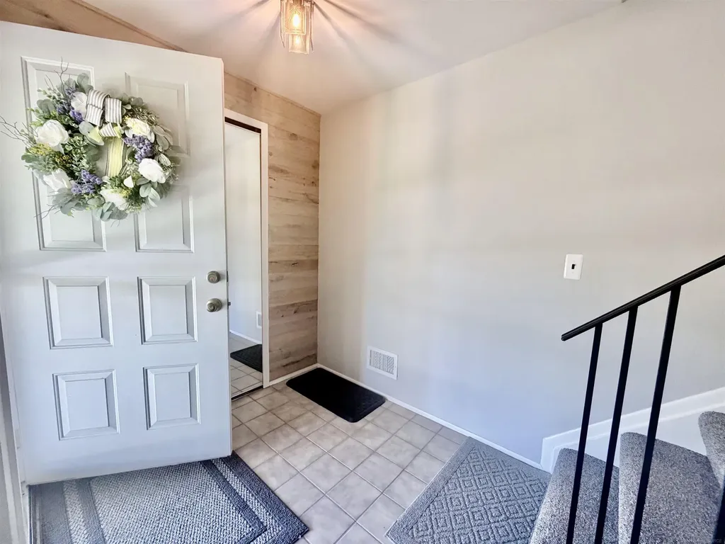 8216 Karam Boulevard Warren City MI 48093