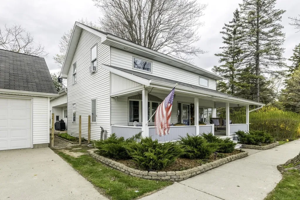 5522 Union Street Lexington Village MI 48450