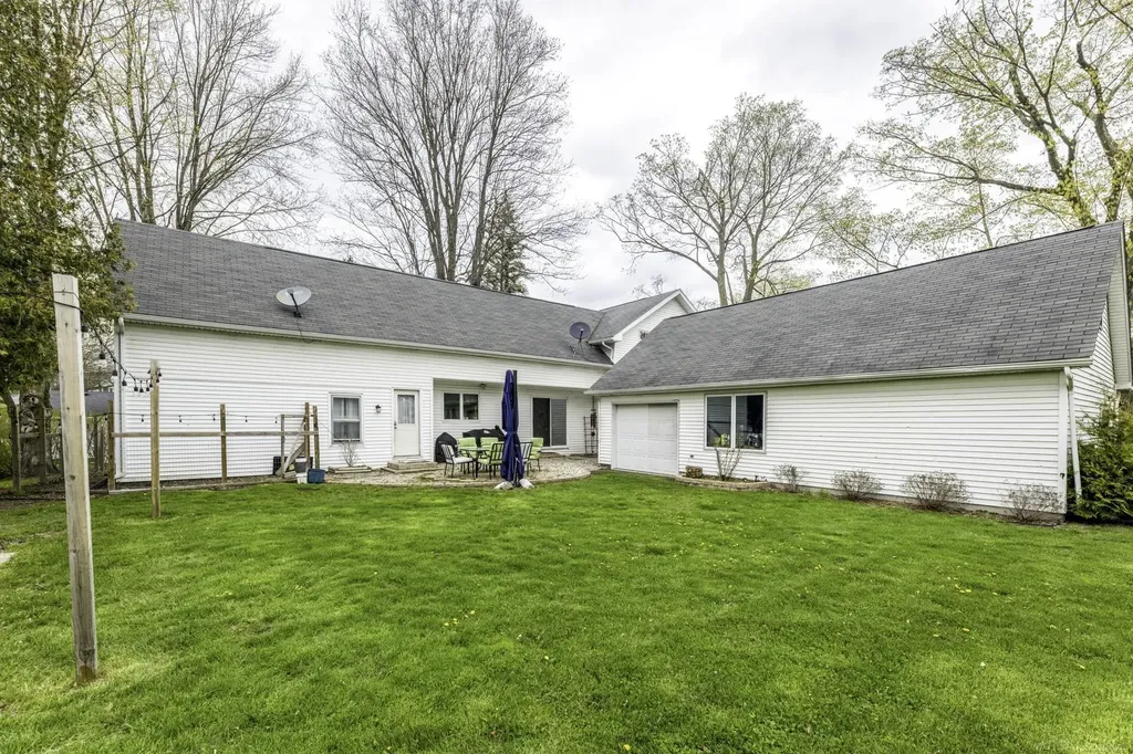 5522 Union Street Lexington Village MI 48450