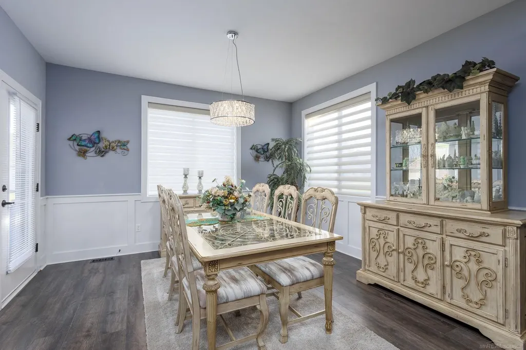 30028 Danvers Drive Chesterfield Township MI 48051
