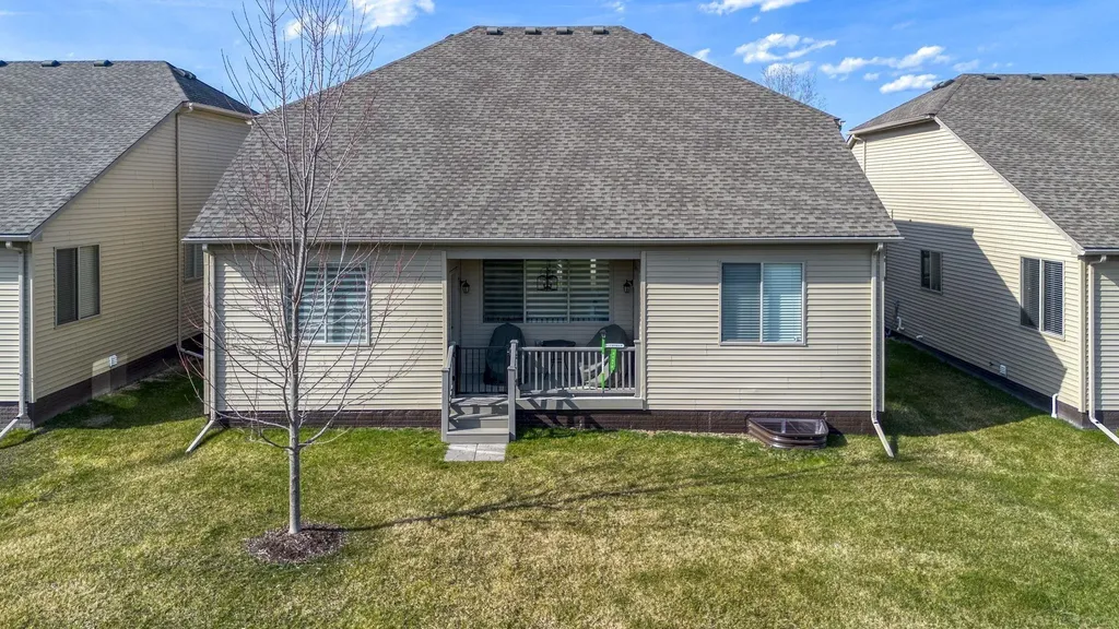 30028 Danvers Drive Chesterfield Township MI 48051