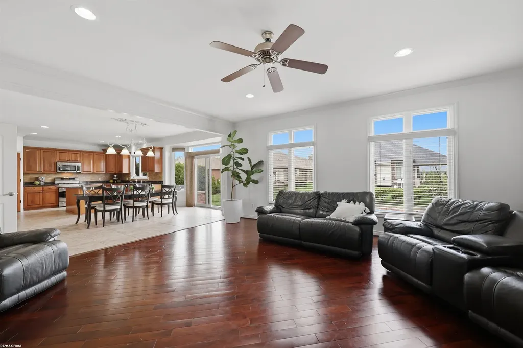 16465 Bishopsgate Drive Macomb Township MI 48044