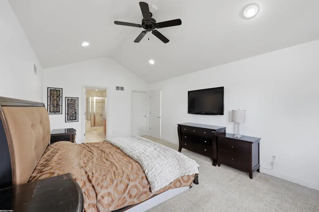 16465 Bishopsgate Drive Macomb Township MI 48044