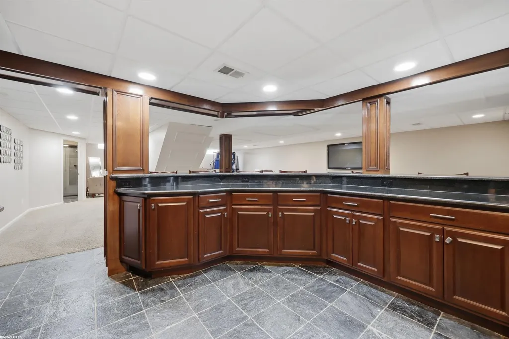 16465 Bishopsgate Drive Macomb Township MI 48044