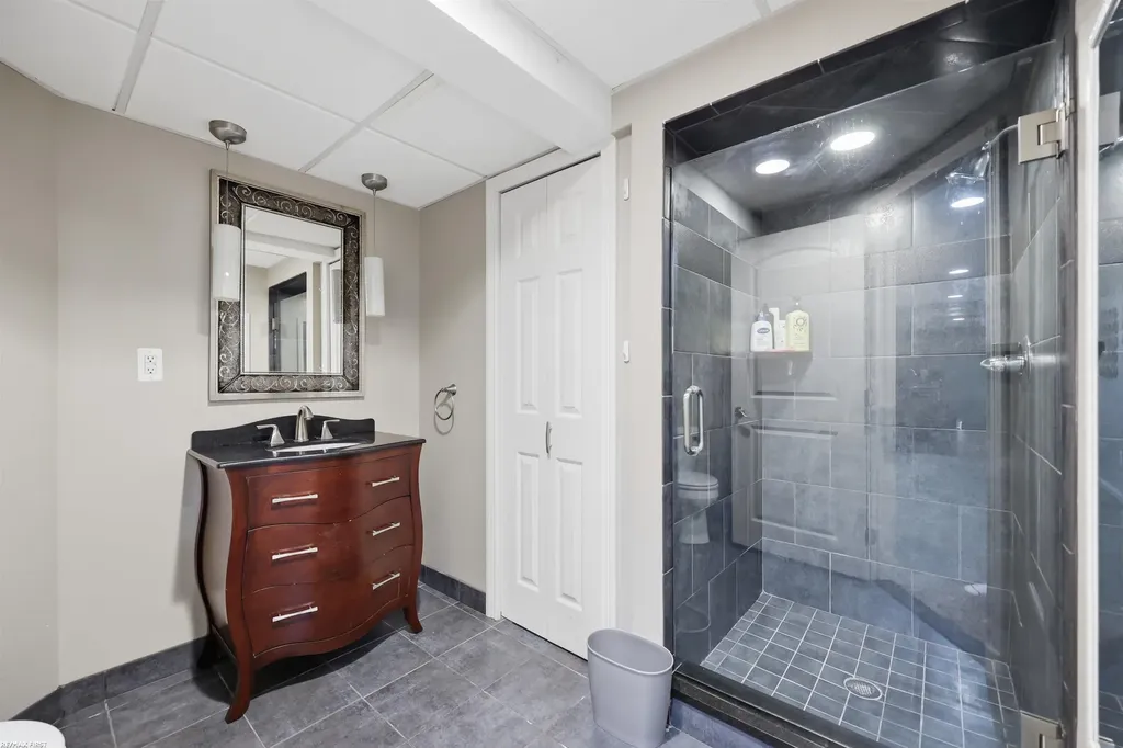 16465 Bishopsgate Drive Macomb Township MI 48044