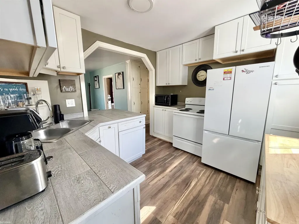 607 Maple Street Tawas City City MI 48763