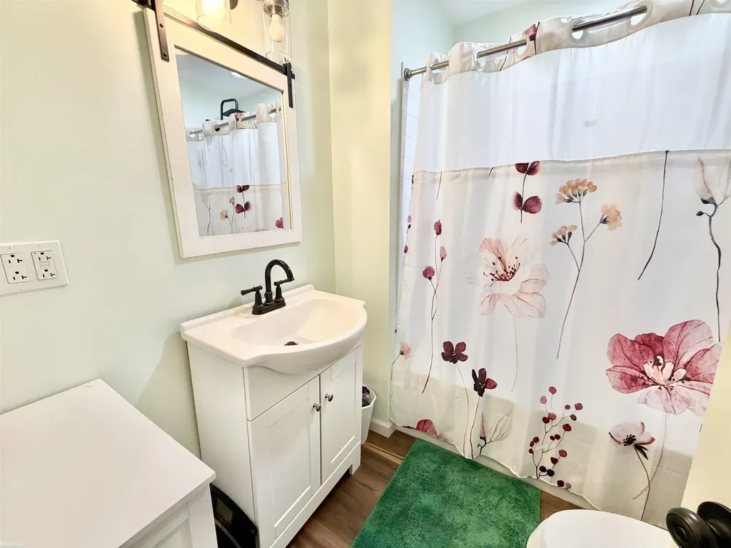 607 Maple Street Tawas City City MI 48763