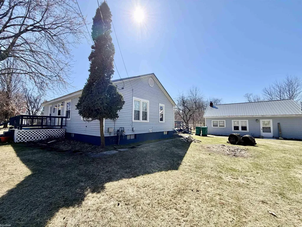 607 Maple Street Tawas City City MI 48763