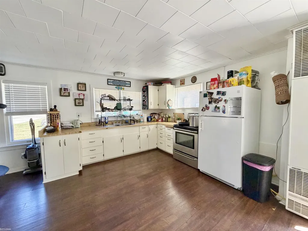607 Maple Street Tawas City City MI 48763
