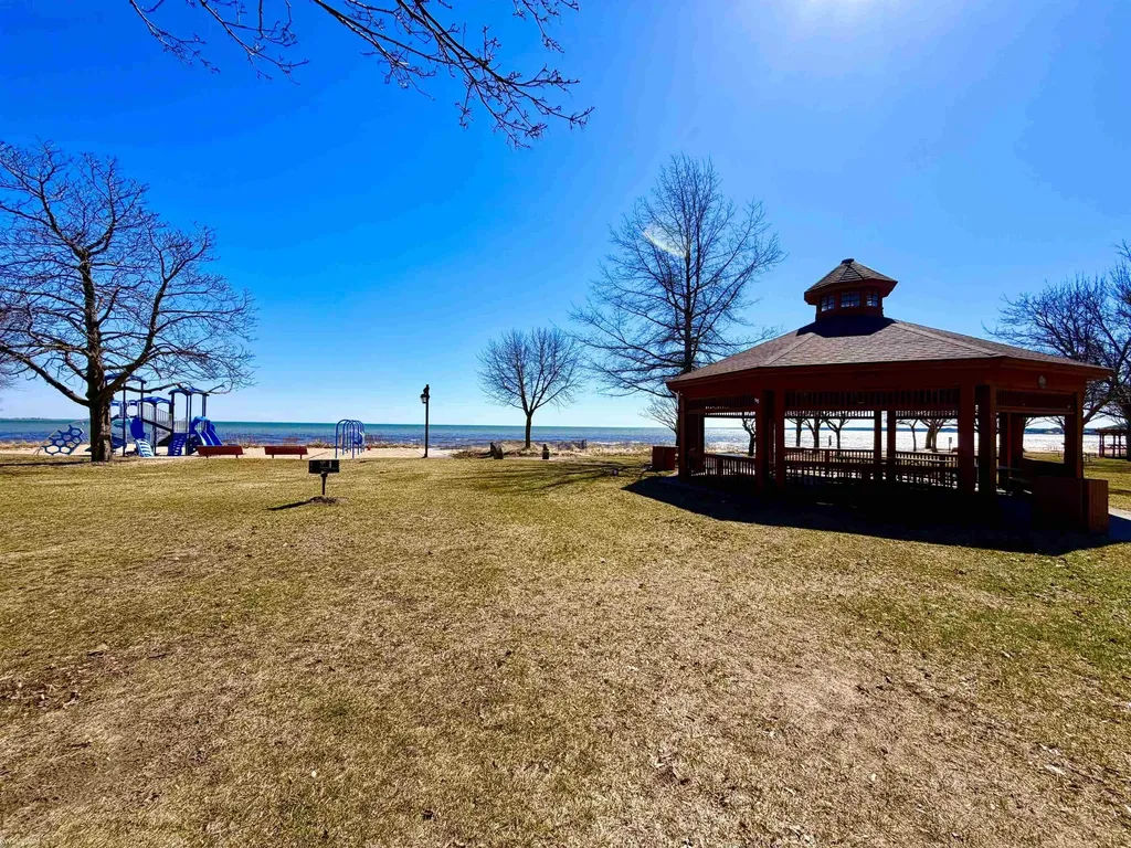 607 Maple Street Tawas City City MI 48763