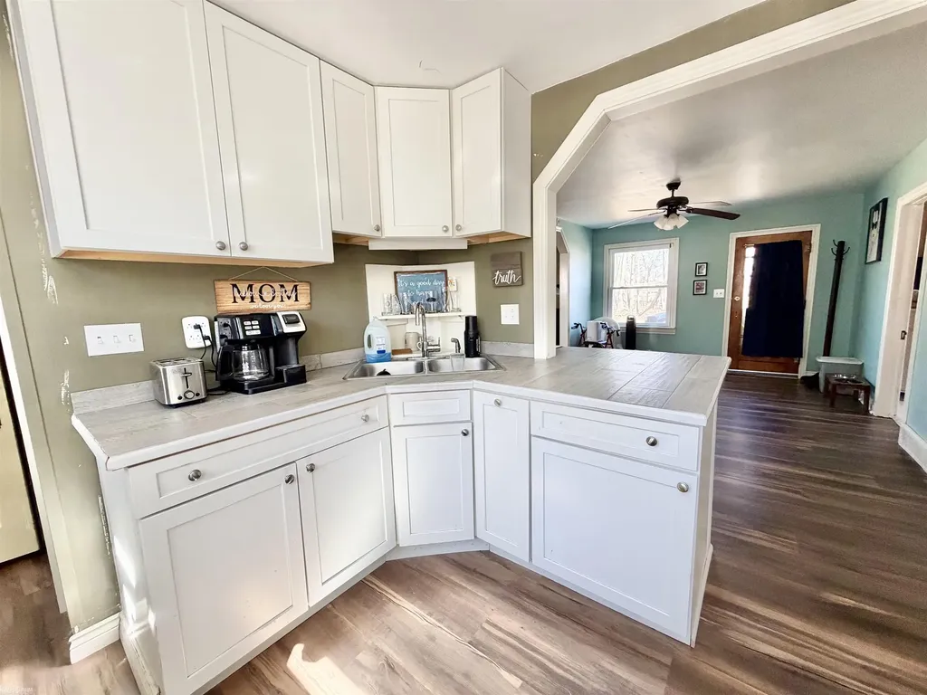 607 Maple Street Tawas City City MI 48763
