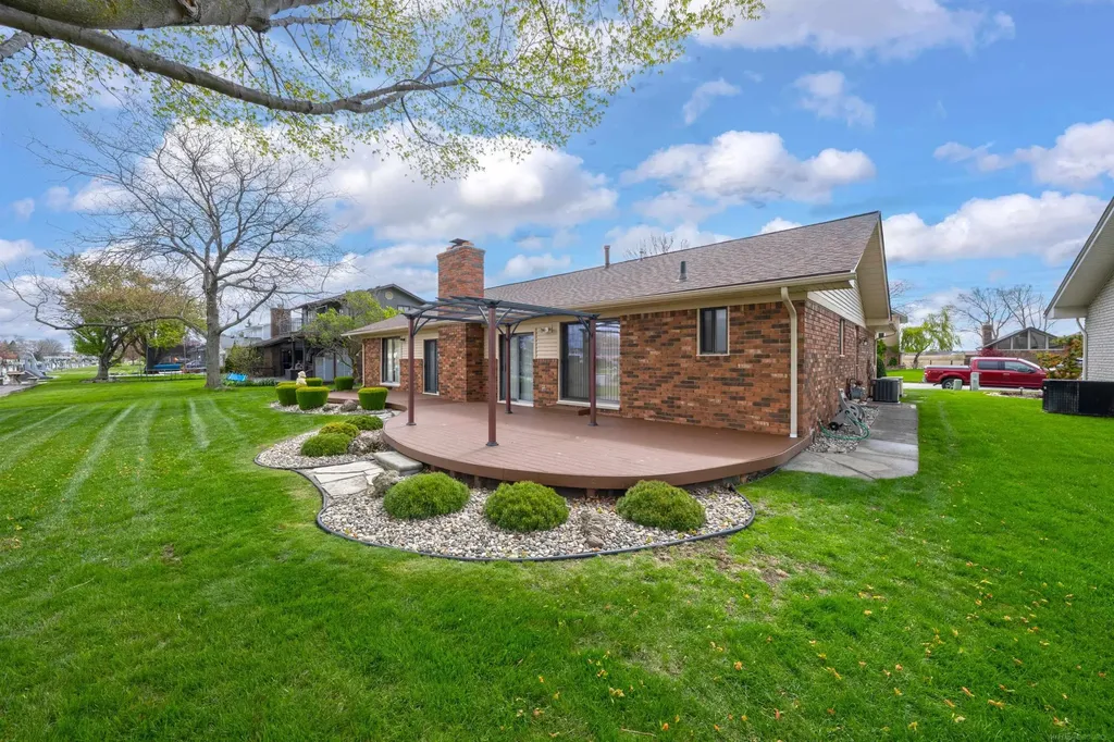 7310 Parklane Street Clay Township MI 48001