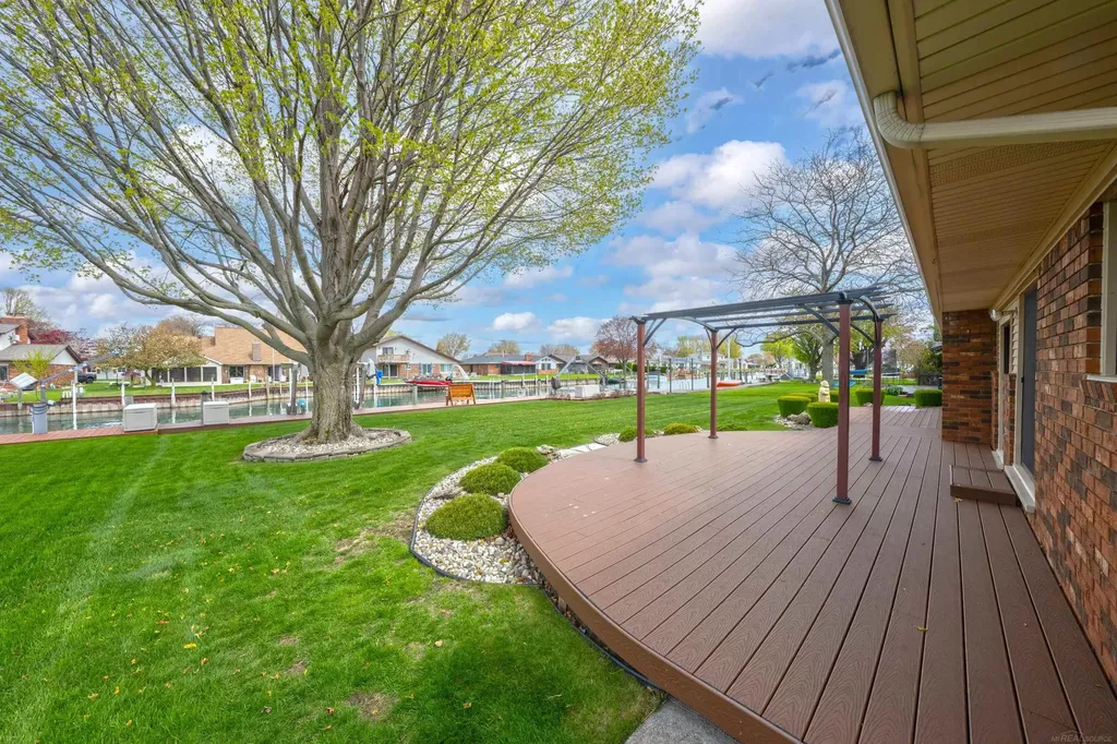 7310 Parklane Street Clay Township MI 48001