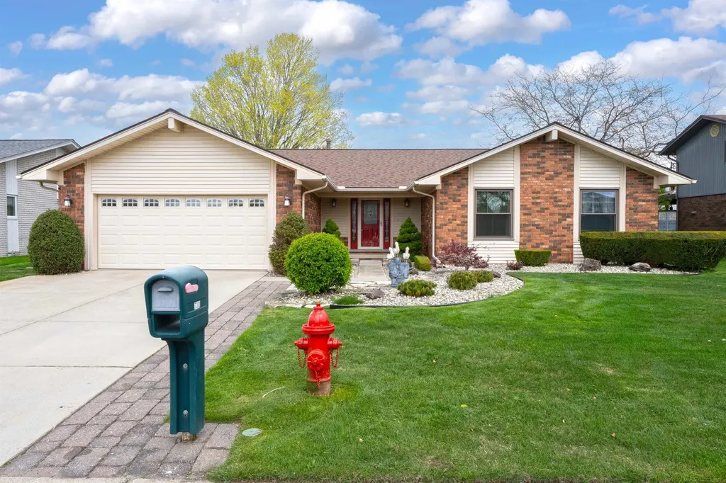 7310 Parklane Street Clay Township MI 48001