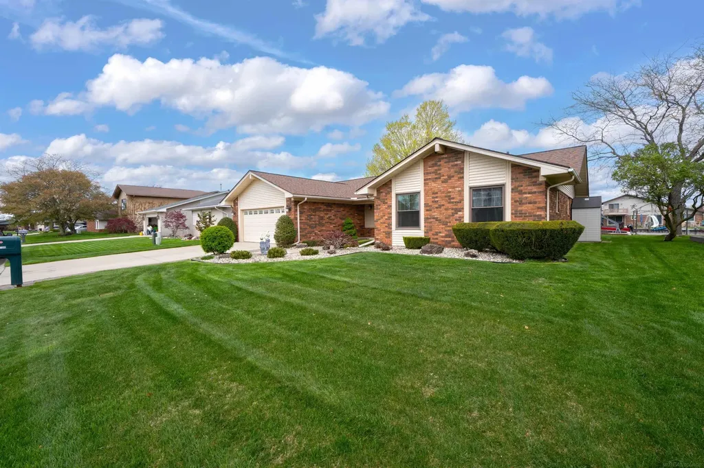 7310 Parklane Street Clay Township MI 48001