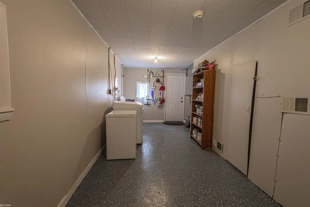 741 17th Street Port Huron City MI 48060