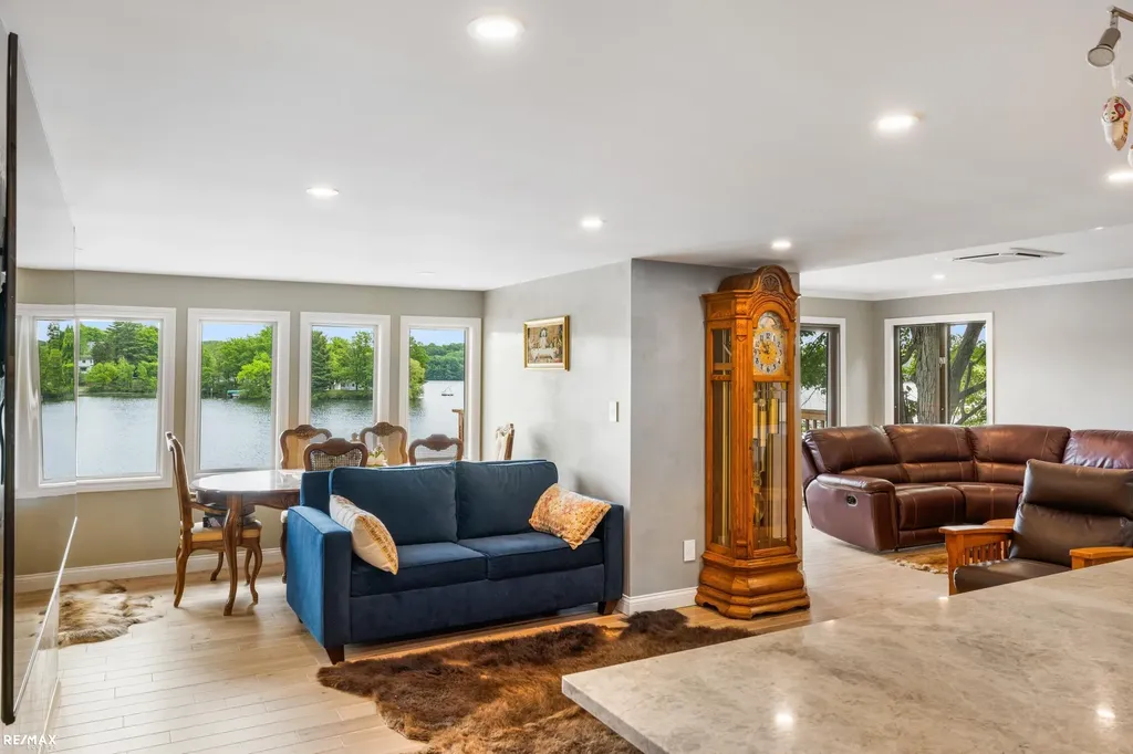 7671 Osborne Drive Millington Village MI 48746