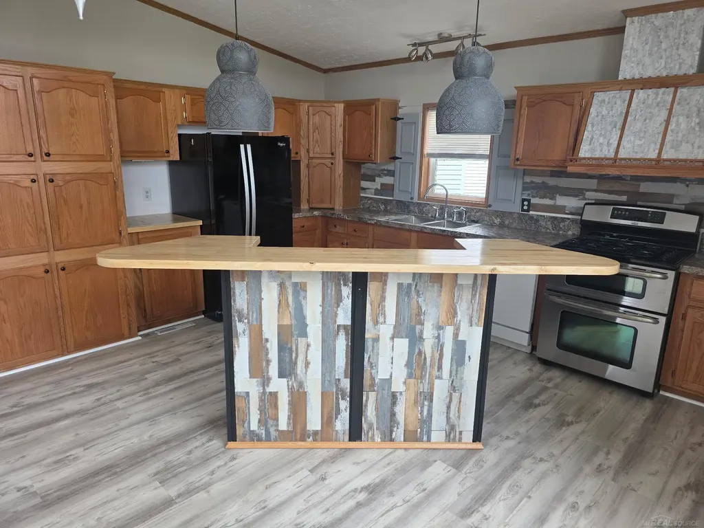 174 Meadow Lane Port Huron Charter Township MI 48060