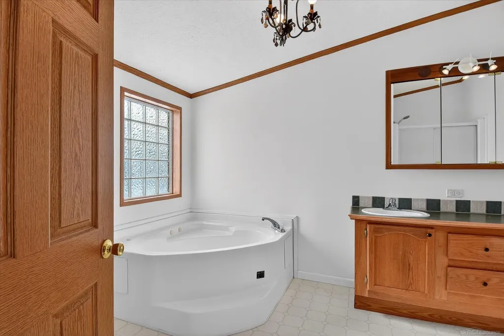 174 Meadow Lane Port Huron Charter Township MI 48060