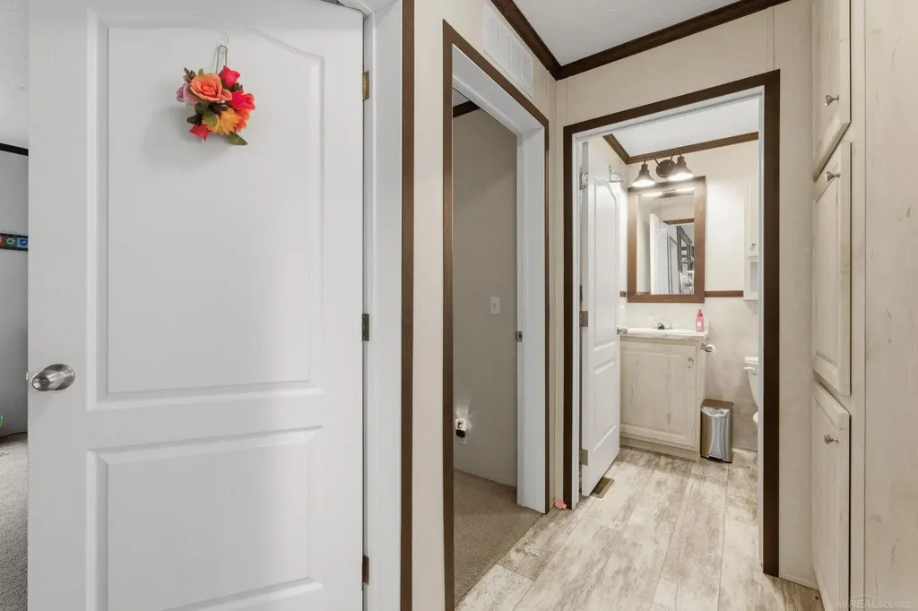 1401 Juniper Court Columbus Township MI 48063