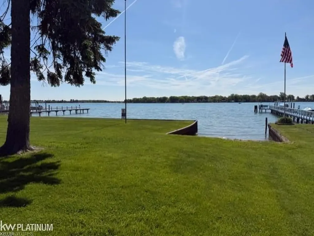 1891 S Parker Street Marine City City MI 48039