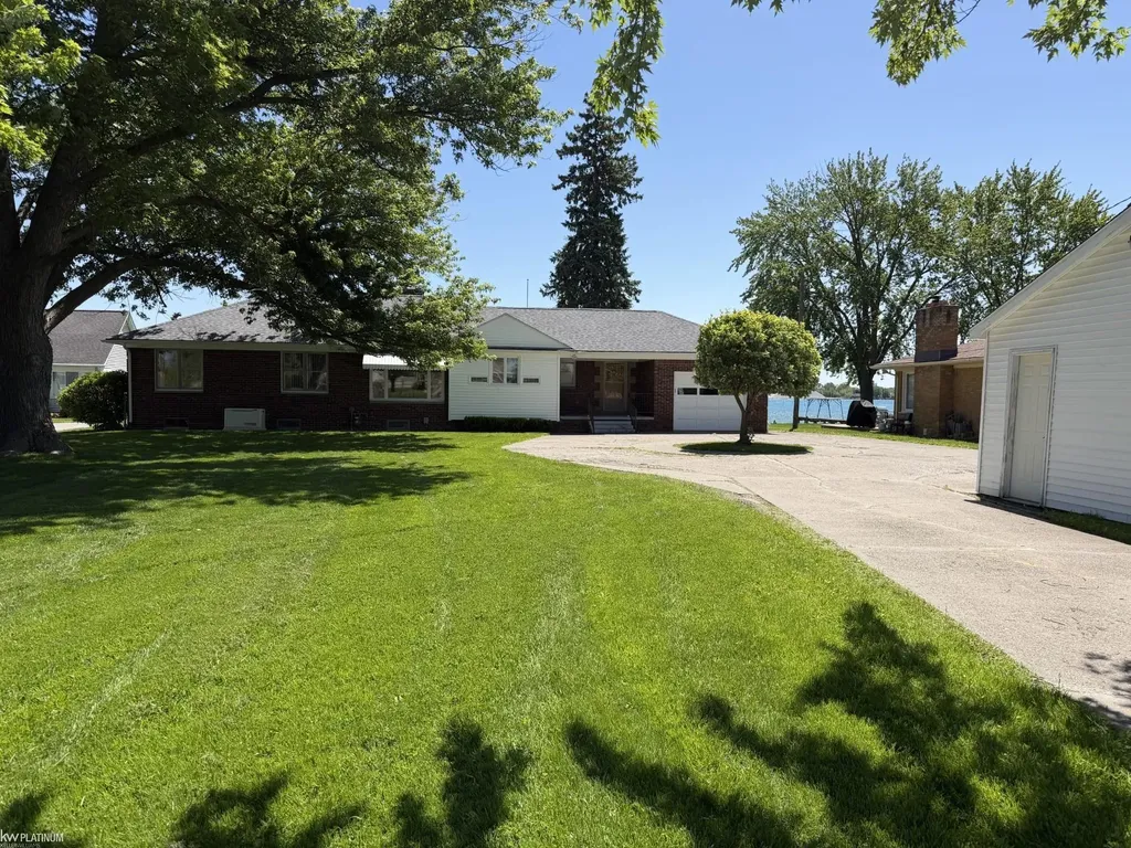 1891 S Parker Street Marine City City MI 48039