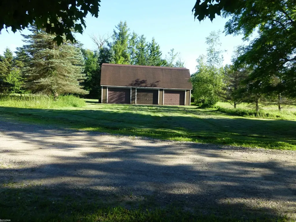 67320 Hartway Road Ray Township MI 48096