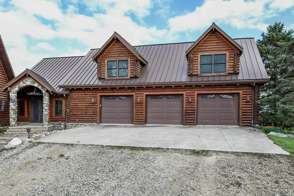 6340 Wolf Road Burnside Township MI 48416