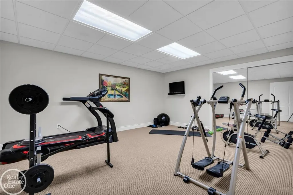 4326 Gratiot Avenue Port Huron City MI 48060