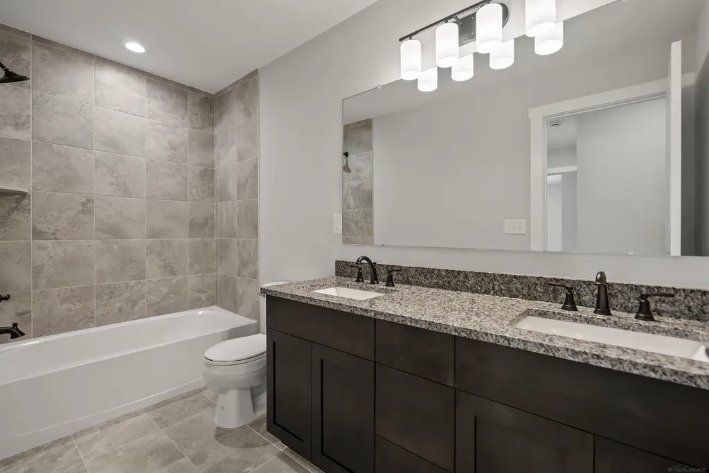 17317 Megan Drive Macomb Township MI 48042
