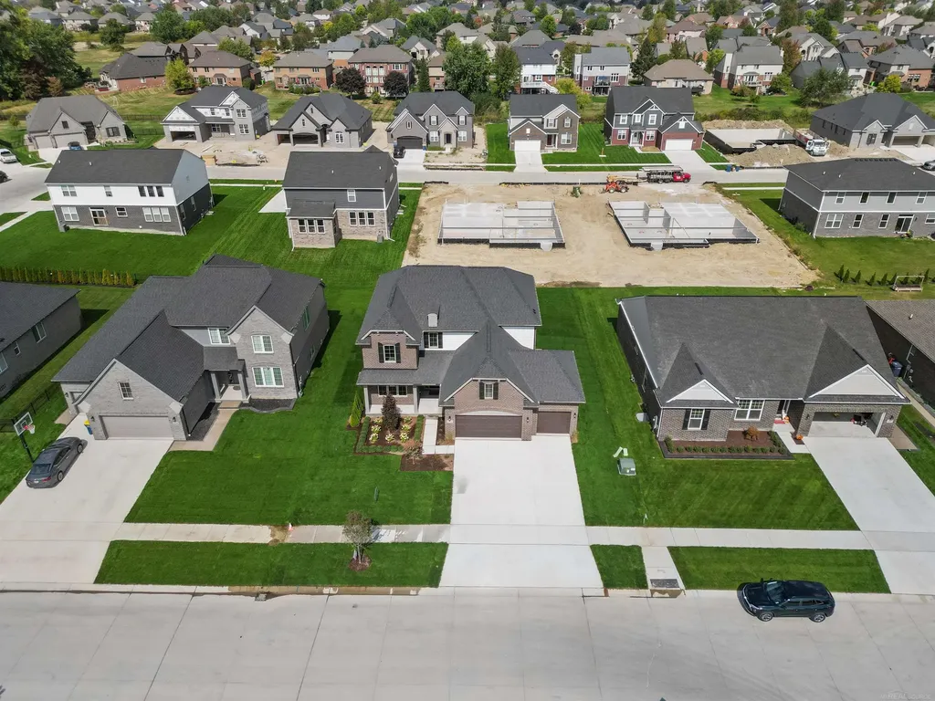 17317 Megan Drive Macomb Township MI 48042